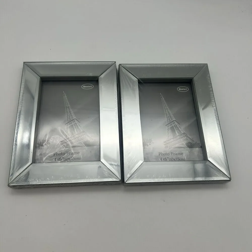 Meetart mirror photo